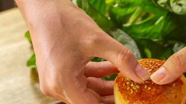 bollitos rellenos de queso crema