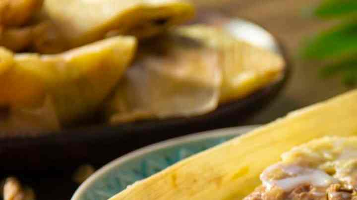 Tamales de piña y nuez