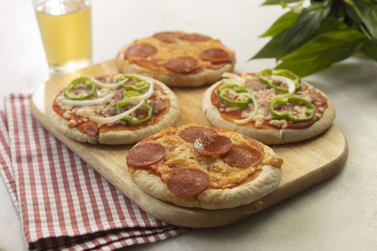 mini pizzas en pan árabe