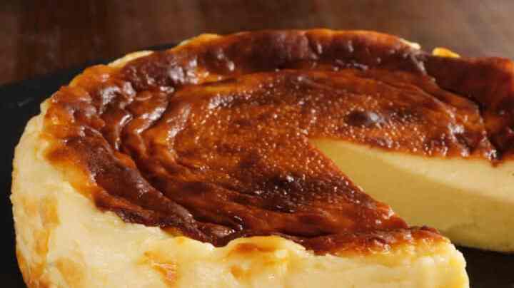 Tarta de queso vasca