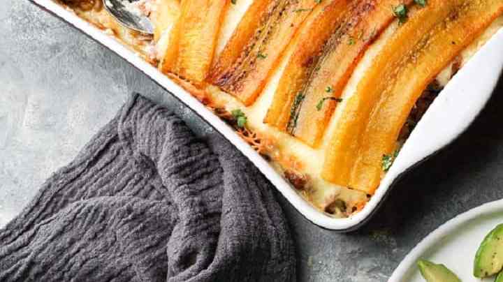 Pastelón de maduro dominicano