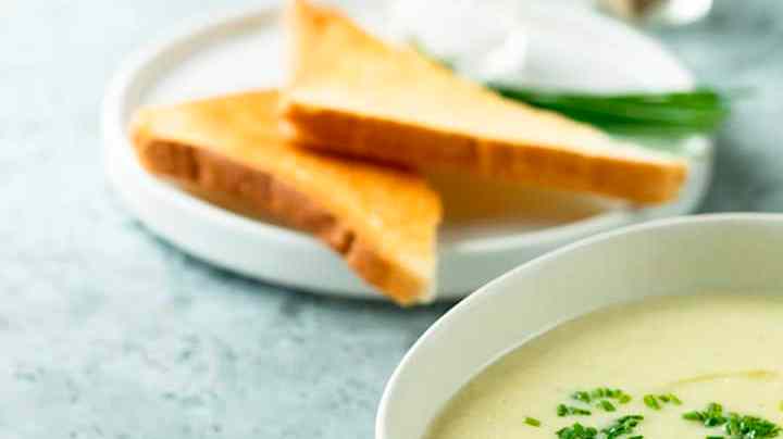 plato de crema apio con puerro