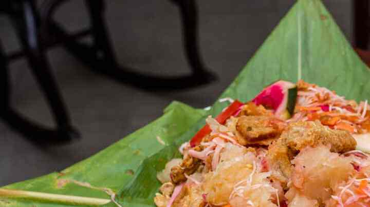 Vigorón, yuca con chicharrón, plato nicaragense