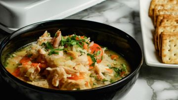 sopa de pollo con arroz