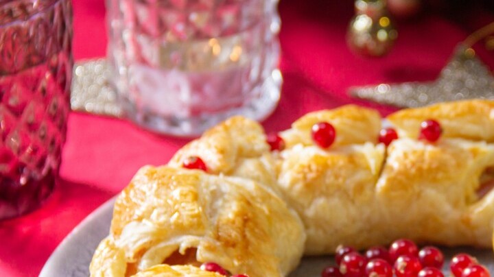 corona de hojaldre con jamón y queso