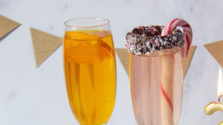 Dos cócteles con champaña para Año Nuevo