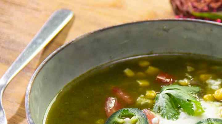 caldo verde con elote