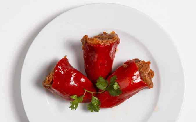pimientos de piquillo rellenos de carne