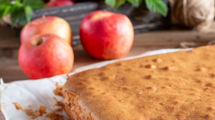 bizcocho vegano de manzana