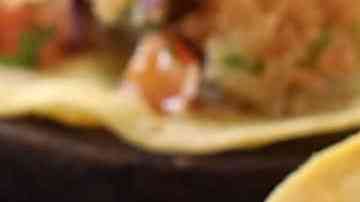 Tacos de aguacate al estilo baja