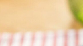 papas en wafflera con tocino