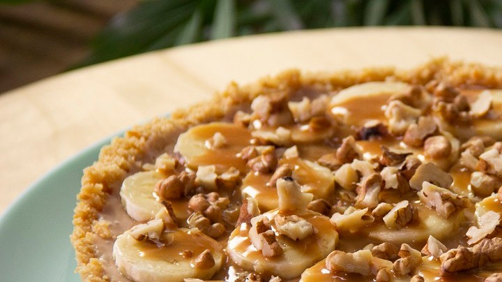 Pay de plátano con cajeta