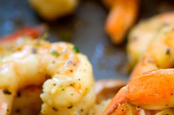 camarones salteados con mantequilla y ajo