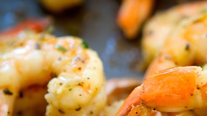 camarones salteados con mantequilla y ajo