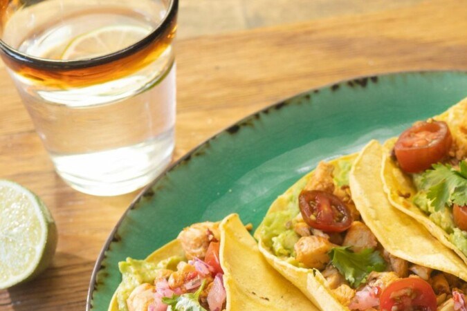 pescado a la naranja y chipotle para taquear