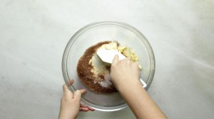 Galletas red velvet con chocolate blanco