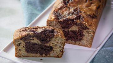 pan de plátano marmoleado con chocolate