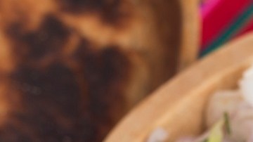 mote con chicharrón