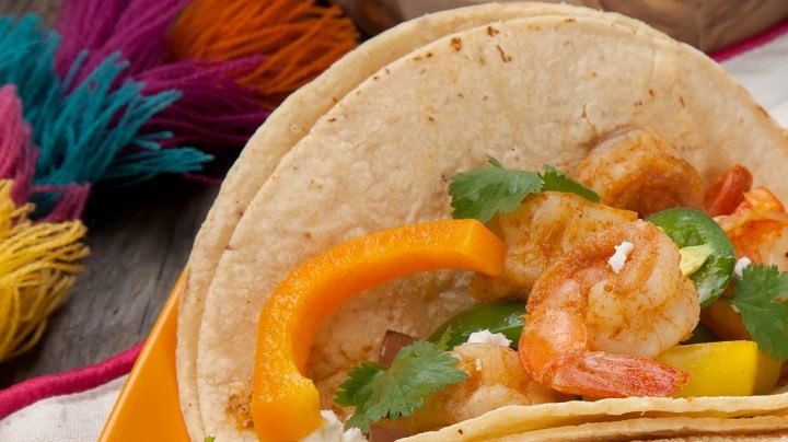 fajitas de camarones