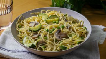 pasta con champiñones y calabacitas