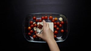 pasta con queso feta y tomates cherry