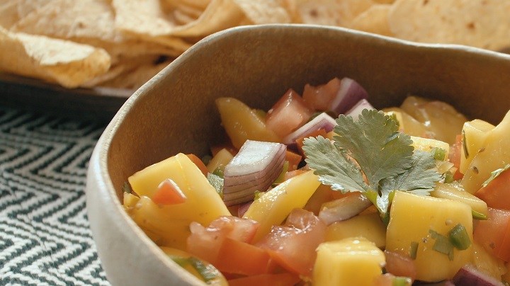 Pico de gallo con mango