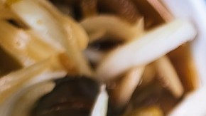 sopa de huevo de toro