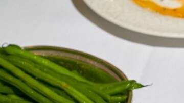 pollo entero rostizado foie gras