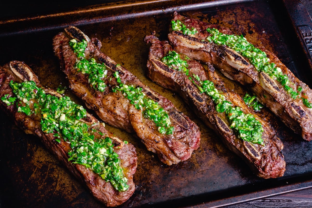 costilla de res en salsa verde