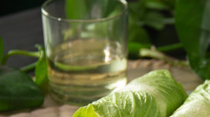 rollos de ensalada de pollo