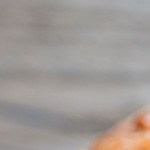 sandwich de salmón con aguacate