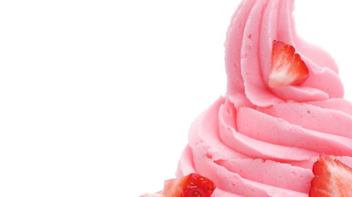 helado de yogurt de fresas