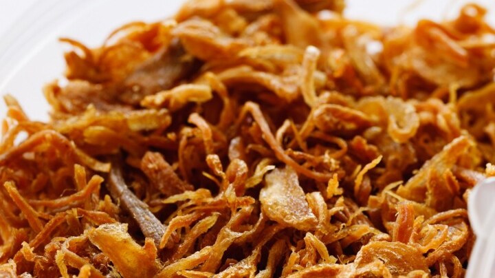 carne deshilada con huevo