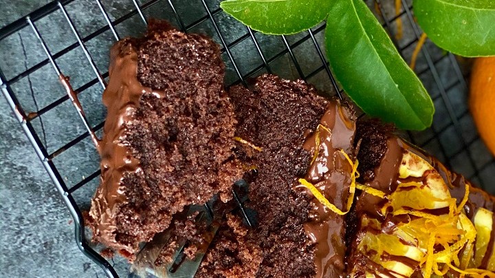 bizcocho de chocolate y naranja