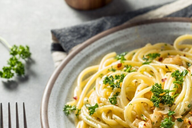 pasta en salsa de alioli