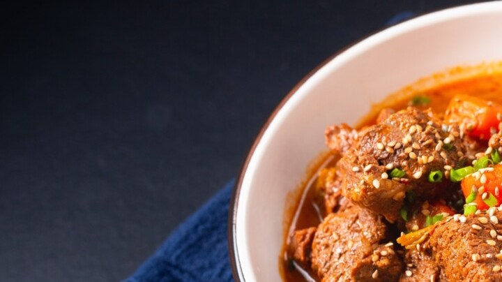 costillas de res en salsa roja