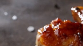 Alitas de pollo con manzana