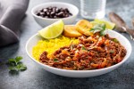 Ropa vieja hondureña