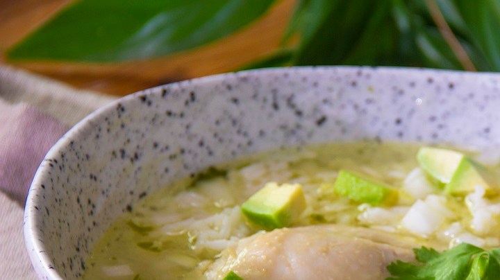 sopa de puchero de pollo