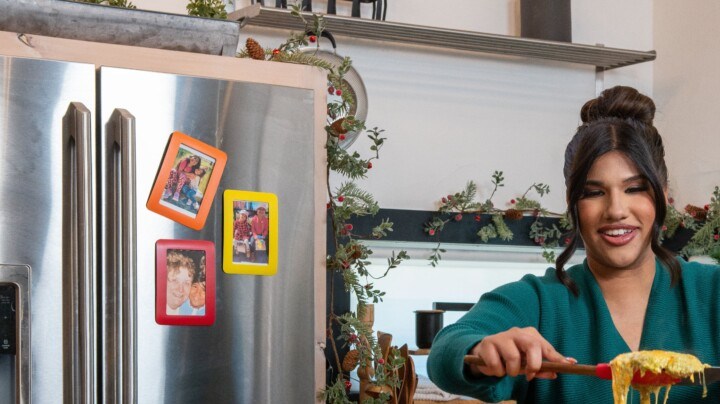 Ariana Holiday Article - Hero Image_compressed