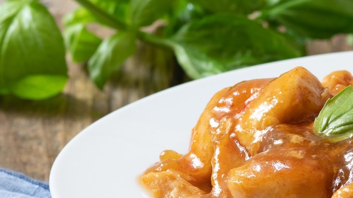 Pechugas de pollo con chutney de manzana