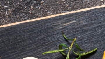 Pechuga de pollo con salsa tzatziki