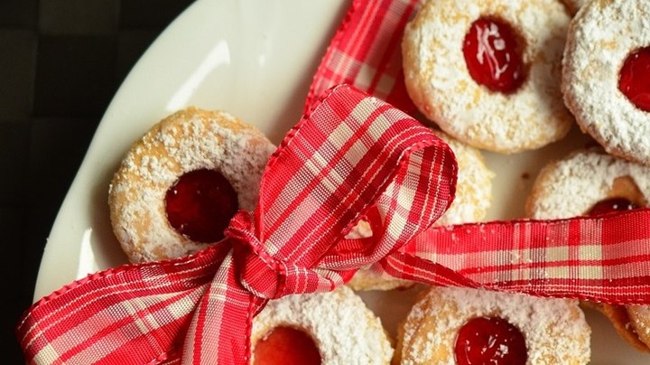 galleta con mermelada