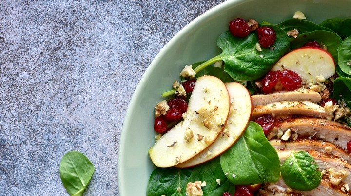 ensalada de pavo y manzana