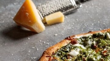 PIZZA DE PESTO