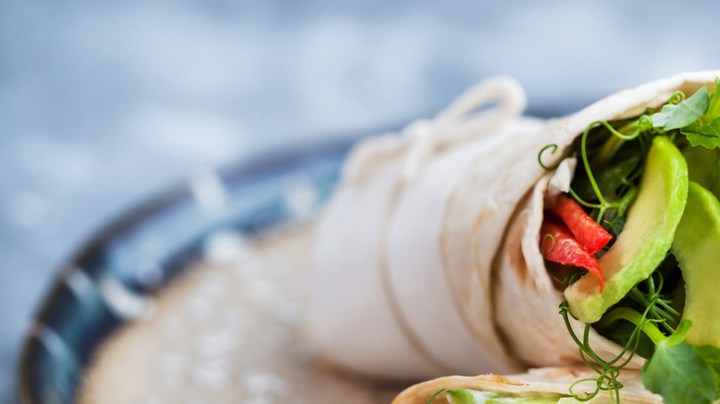 Wrap de cangrejo y pepino