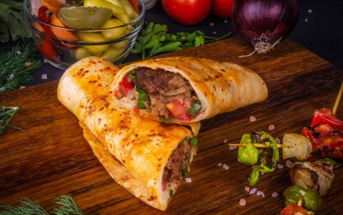Wrap de carne asada y guacamole