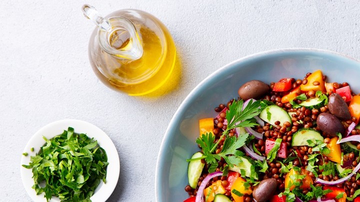 ensalada griega de lentejas