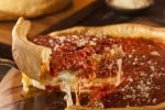 Deep dish pizza (pizza estilo Chicago)