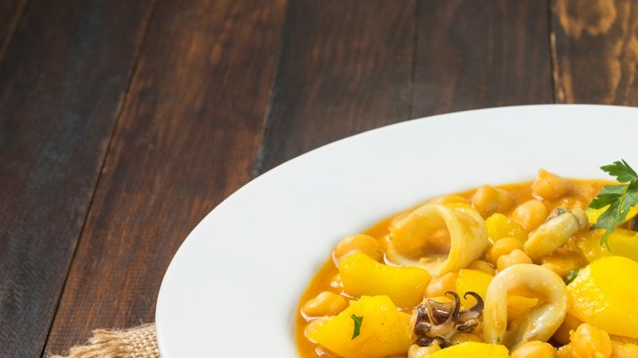 calamares con garbanzo
